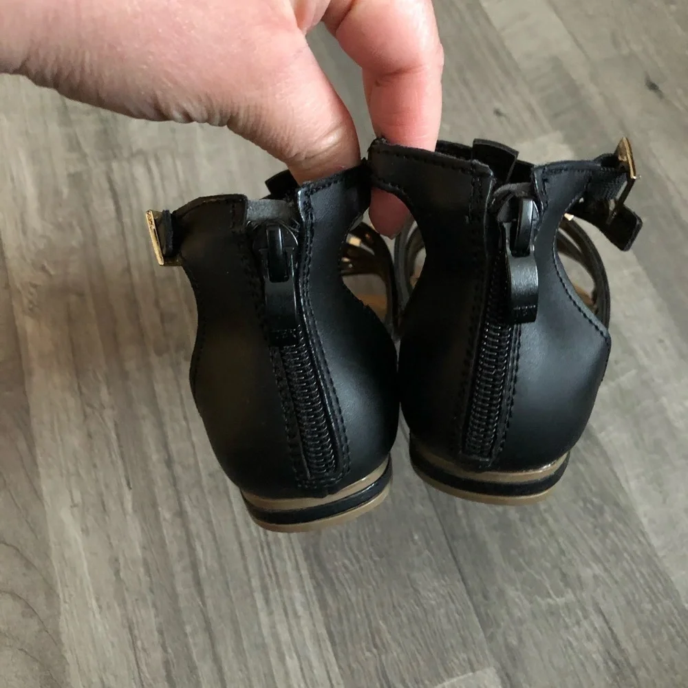 Tropicana Girls Black Leather Sandals - Picture 3 of 8